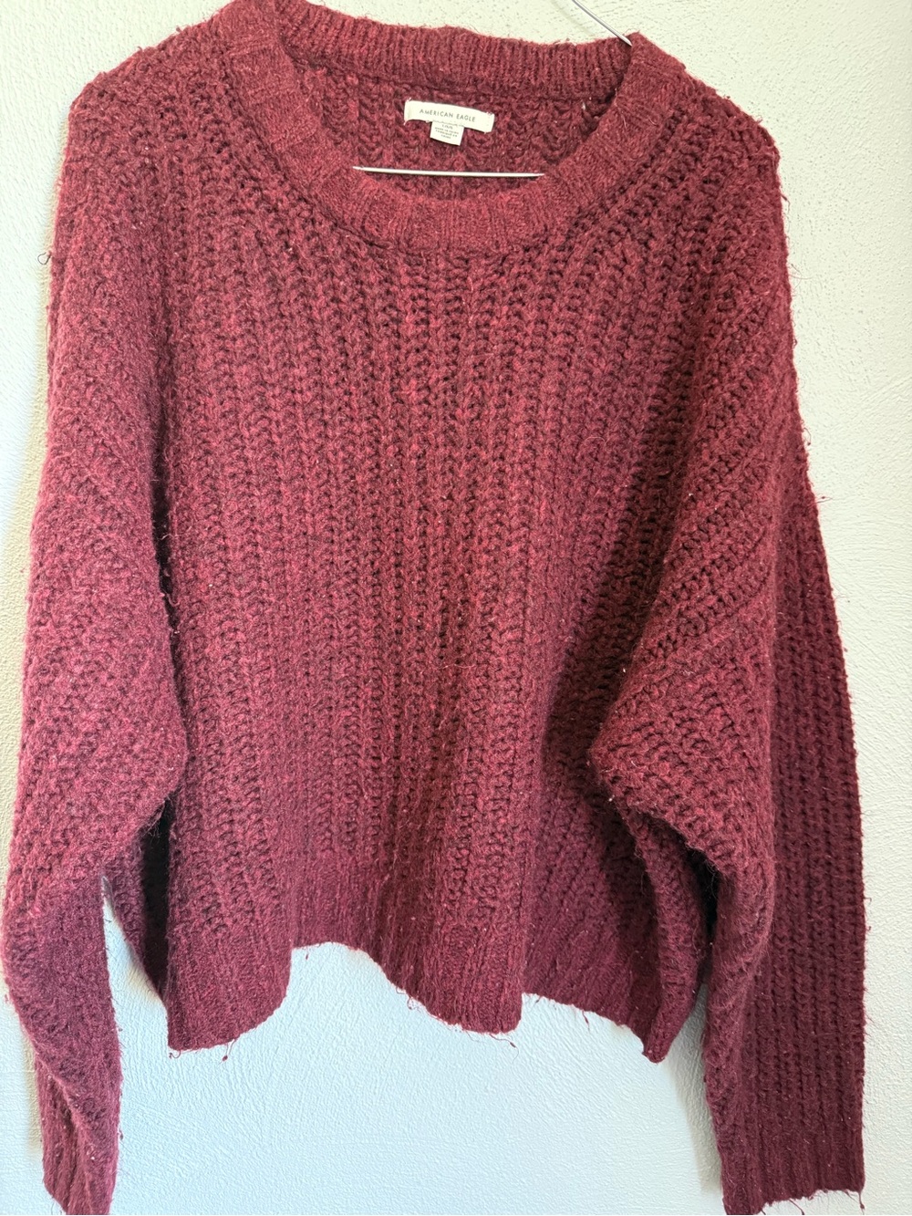 American Eagle Outfitters Chunky Knit Cropped Crewneck Sweater - Wine